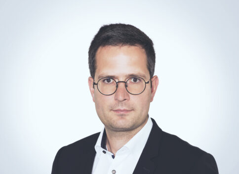 Arnaud Eliaers - Associate Director at Waystone in Luxembourg
