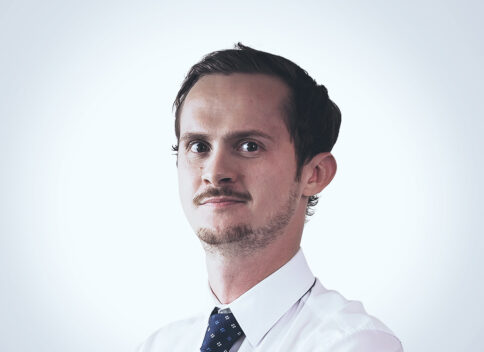 Thomas Hanson - Associate Director at Waystone in Cayman Islands